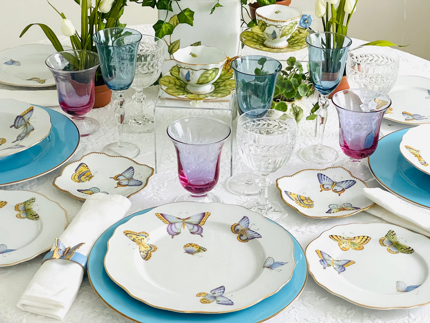 Anna Weatherley Designs - AT7 - Butterflies! Collection Dinner Plate