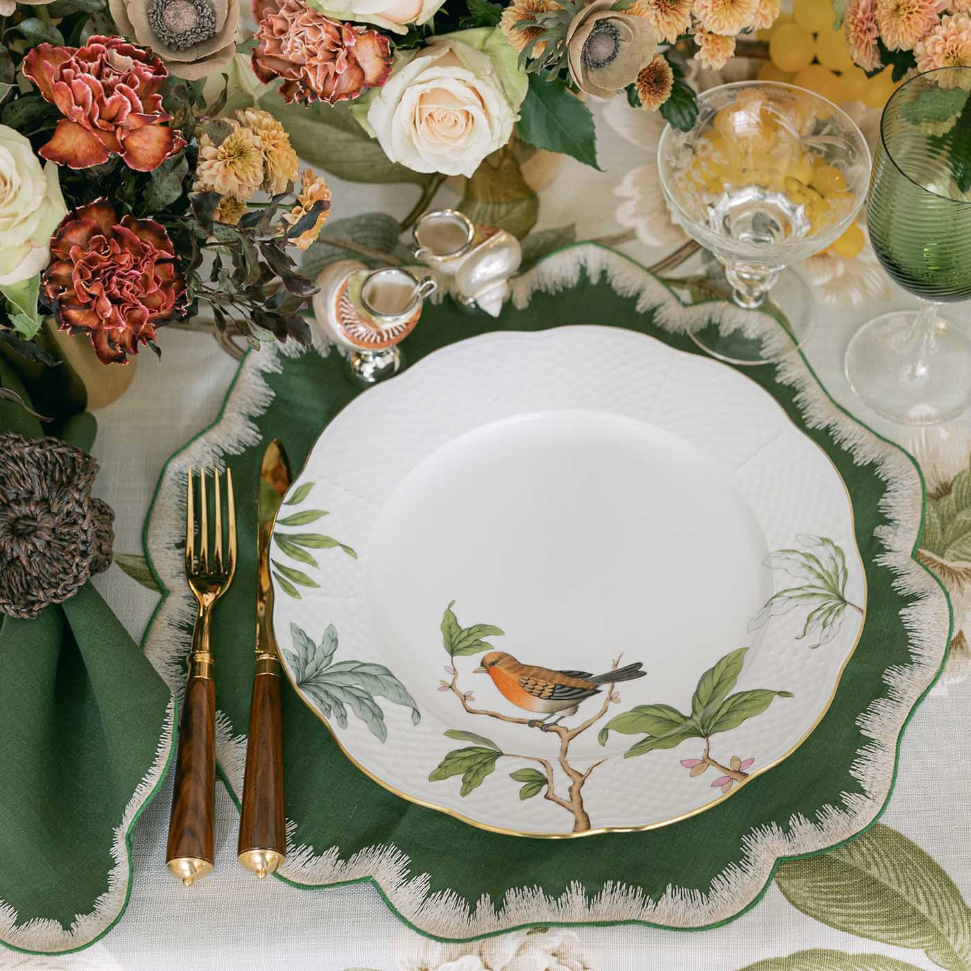 HEREND - Foret  Bird 2 Dinner plate