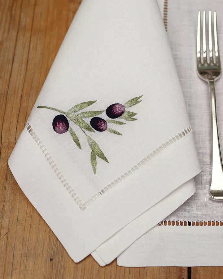 Gayle Warwick Umbria Grapes linen napkin