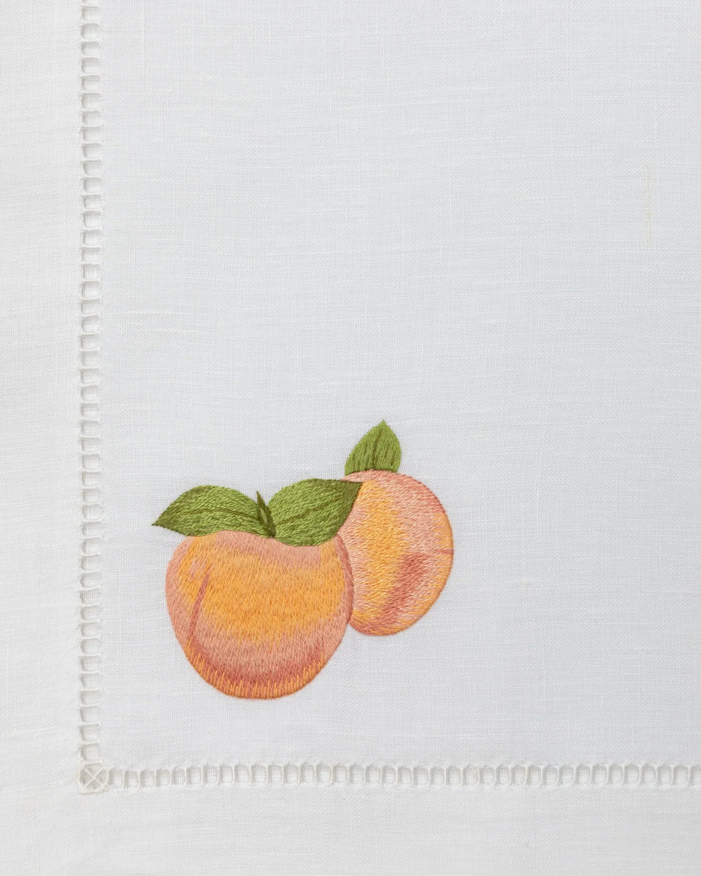 Gayle Warwick Umbria Fig linen napkin