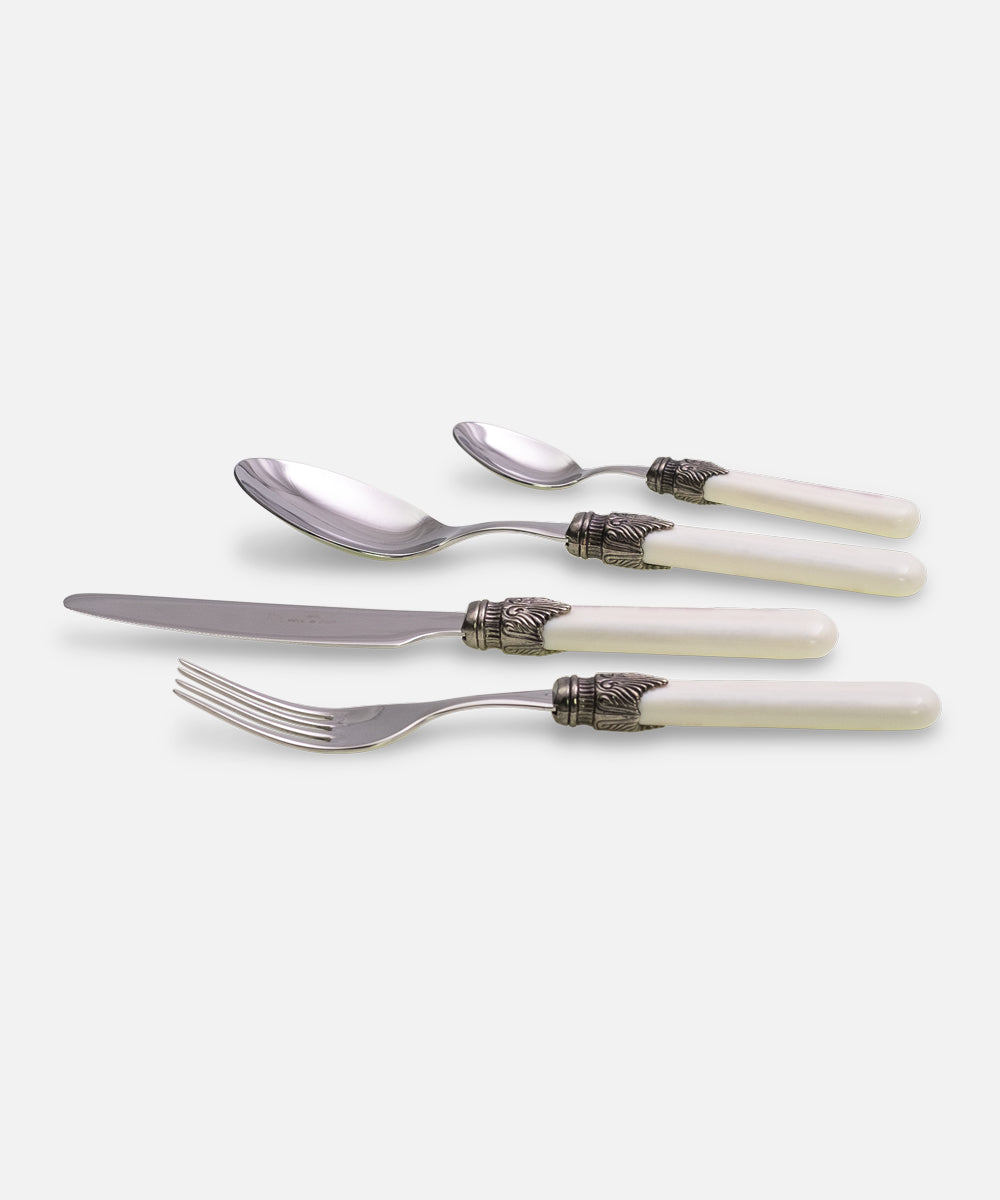 Vintage Cream 4 pieces table set